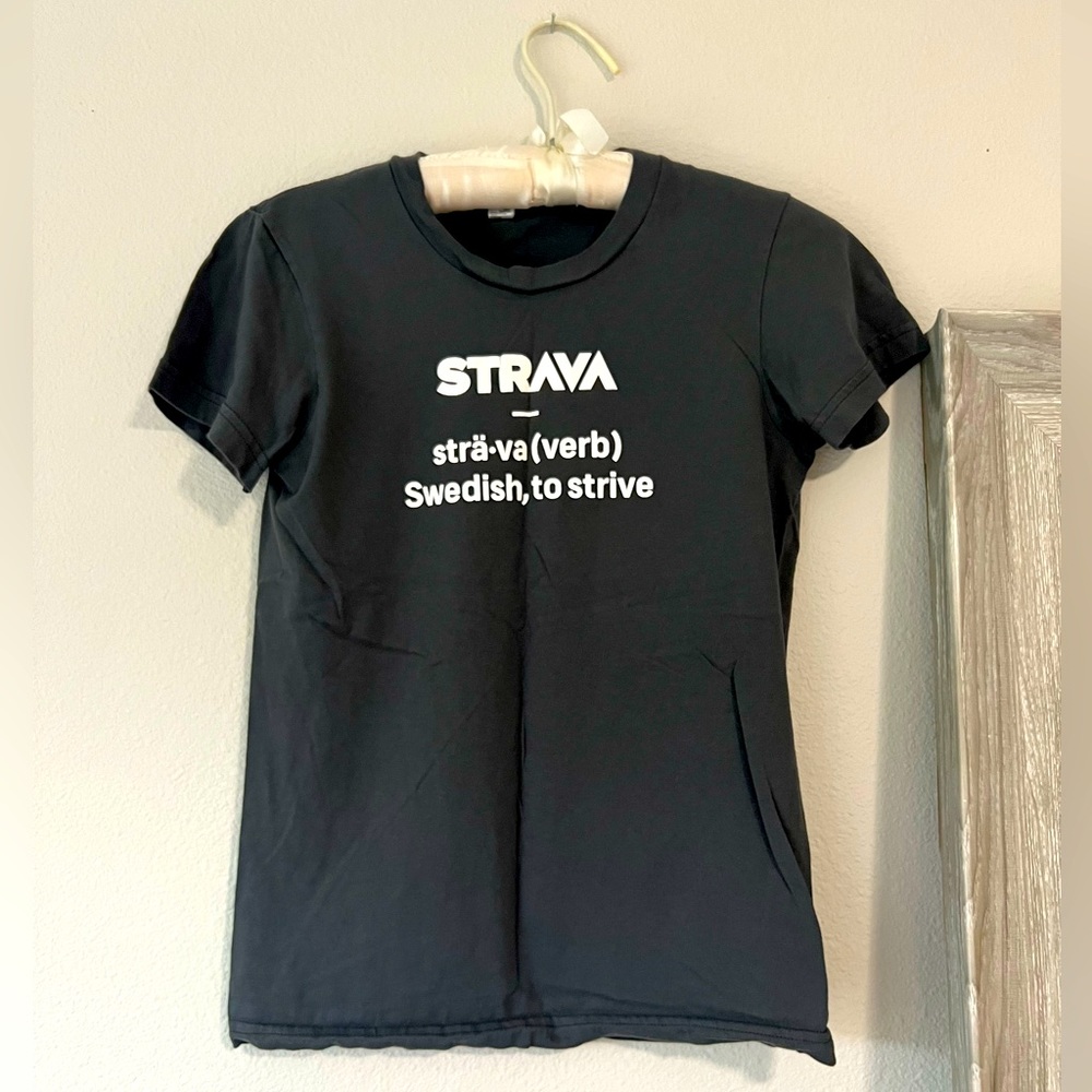 || American Apparel T-Shirt || SWEDISH || to Strive ||